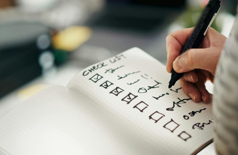 Beginner Guide to Bullet Journaling: Organize Your Life Creatively