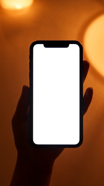 How to Maintain Healthy Phone Habits for Better Balance