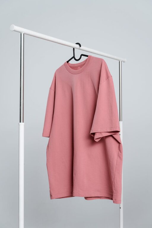 How to Build a Basic Capsule Wardrobe for Everyday Style